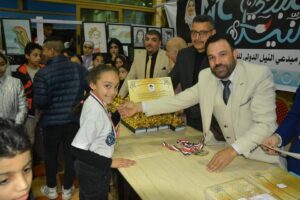 تكريم مودة في معرض مبدعي النيل